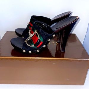 Ladies Black Gucci Canvas Vintage Horsebit Slide